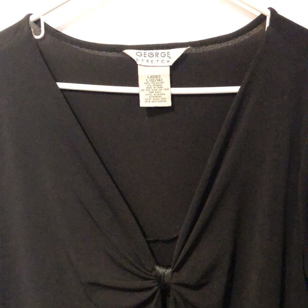 George size L Top  - Picture 2 of 3